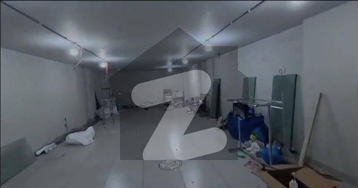 SHOWROOM AVAILABLE FOR RENT