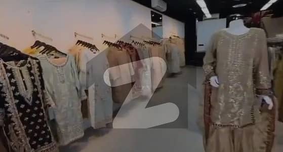 SHOWROOM AVAILABLE FOR RENT