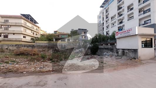 Bani Gala Kurang Road Near Iqbal Heights Plot Size 43X82