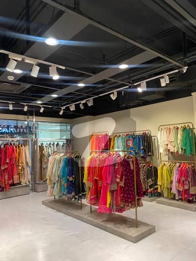 زیٹا ون مال جی ٹی روڈ,اسلام آباد میں 1 مرلہ دکان 1.5 کروڑ میں برائے فروخت۔