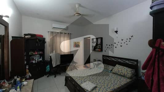 پی ای سی ایچ ایس بلاک 2 پی ای سی ایچ ایس,جمشید ٹاؤن,کراچی میں 4 کمروں کا 12 مرلہ زیریں پورشن 3.5 لاکھ میں کرایہ پر دستیاب ہے۔ پی ای سی ایچ ایس بلاک 2 پی ای سی ایچ ایس,جمشید ٹاؤن,کراچی میں 4 کمروں کا 12 مرلہ زیریں پورشن 3.5 لاکھ میں کرایہ پر دستیاب ہے۔