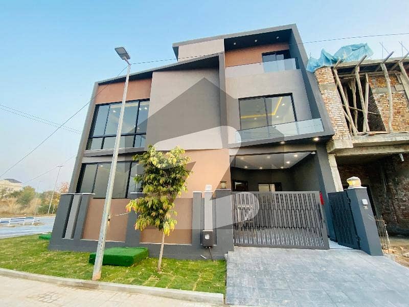 7 Marla Corner House 7 Marla Corner House