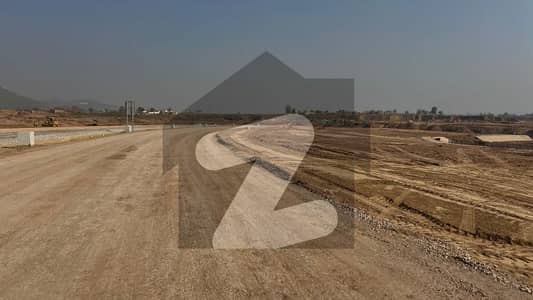 مارگلہ انکلیو مارگلہ ایونیو,اسلام آباد میں 5 مرلہ رہائشی پلاٹ 1.8 کروڑ میں برائے فروخت۔