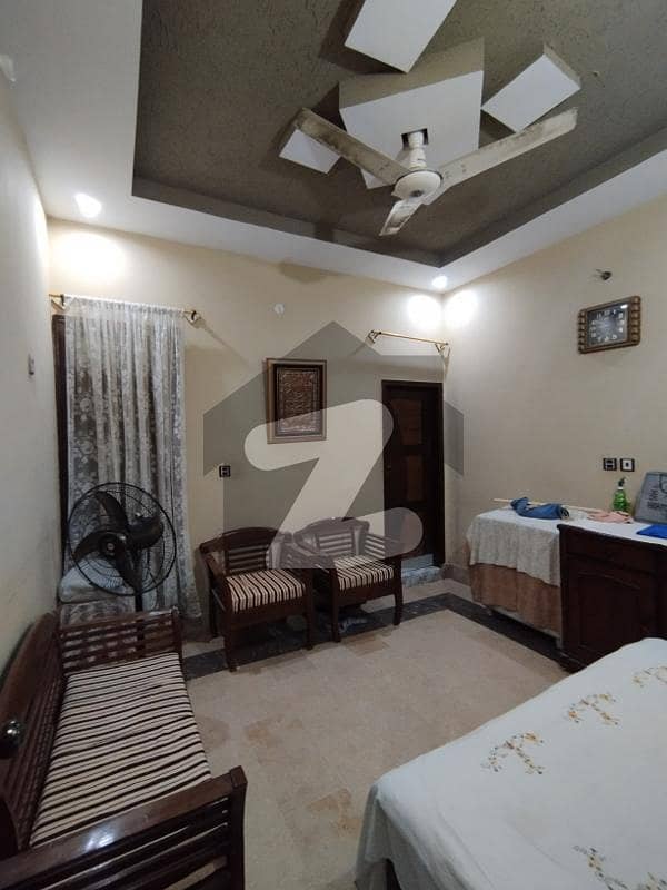 نارتھ کراچی کراچی میں 6 کمروں کا 5 مرلہ مکان 2.8 کروڑ میں برائے فروخت۔