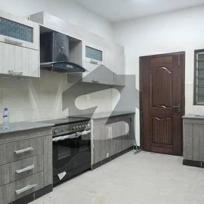 عسکری 11 ۔ سیکٹر بی اپارٹمنٹس عسکری 11,عسکری,لاہور میں 3 کمروں کا 10 مرلہ فلیٹ 1.1 لاکھ میں کرایہ پر دستیاب ہے۔ عسکری 11 ۔ سیکٹر بی اپارٹمنٹس عسکری 11,عسکری,لاہور میں 3 کمروں کا 10 مرلہ فلیٹ 1.1 لاکھ میں کرایہ پر دستیاب ہے۔