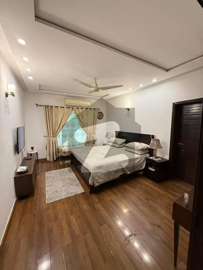 10 Marla Family Maintained 6 bedrooms + basment House for Sale in DHA Phase 5 K Block Prime Location Near to Ring Road