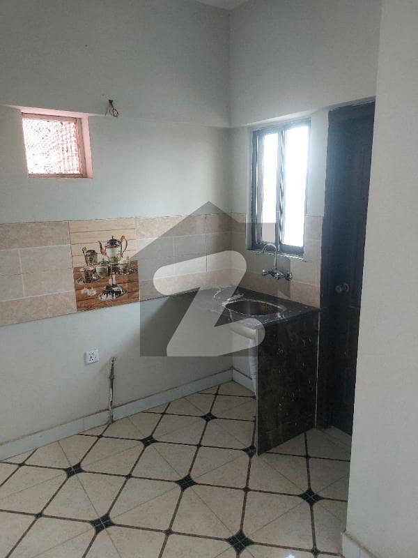 Flat for sale 2 bad dd available Flat for sale 2 bad dd available