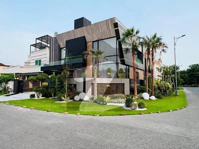 بینکرس ایوینیو کوآپریٹو ہاؤسنگ سوسائٹی لاہور میں 5 کمروں کا 10 مرلہ مکان 2.75 کروڑ میں برائے فروخت۔