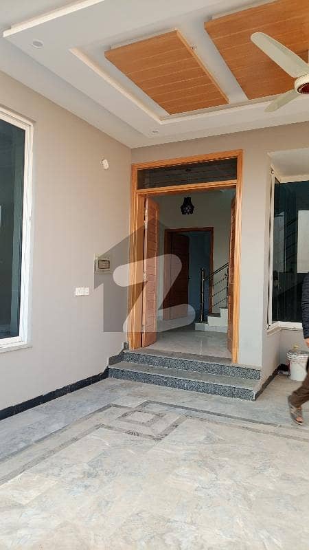 AGG -10 Marla House For Rent Prime Location AGG -10 Marla House For Rent Prime Location