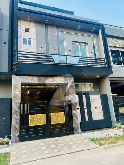 3.3 Marla Brand New House