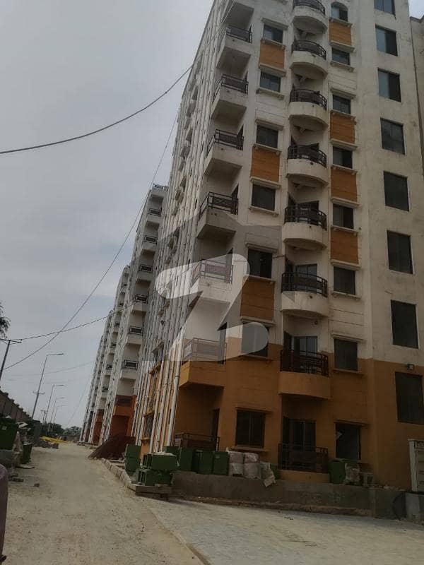 I 16 Corner Flat For Sale. I 16 Corner Flat For Sale.