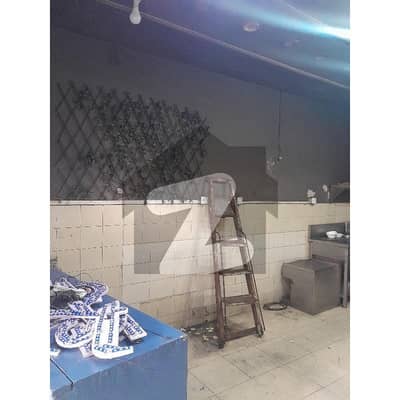 ڈی ایچ اے فیز 1 ڈیفنس (ڈی ایچ اے),لاہور میں 2 مرلہ دکان 1.1 لاکھ میں کرایہ پر دستیاب ہے۔