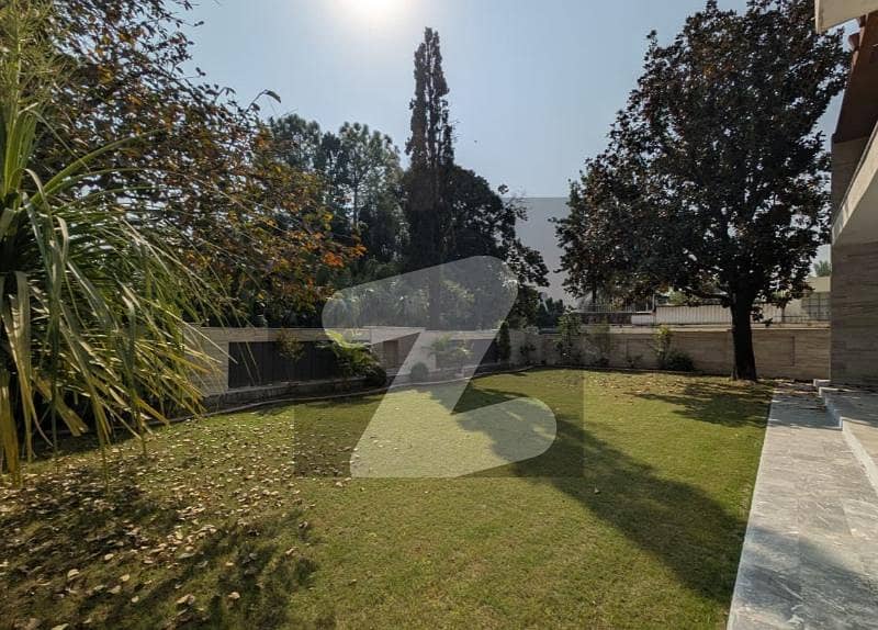 Beautiful Double Storey House is For Rent in F-7 Beautiful Double Storey House is For Rent in F-7