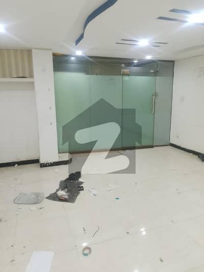 Blue Area Office 400 Square Feet Jinnah Avenue For Rent