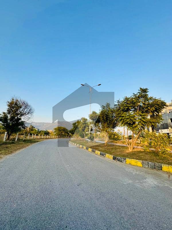 1 Kanal Plot Main Double Road Prime Location D-12-4 1 Kanal Plot Main Double Road Prime Location D-12-4