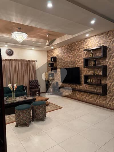 01 KANAL BEAUTIFUL HOUSE FOR SALE IN DHA PHASE 1 HOT LOCATION. 01 KANAL BEAUTIFUL HOUSE FOR SALE IN DHA PHASE 1 HOT LOCATION.