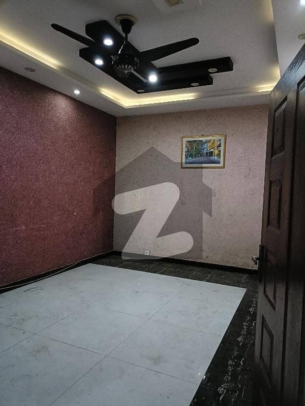 فورٹ ولاز لاہور میں 3 کمروں کا 6 مرلہ مکان 2.5 کروڑ میں برائے فروخت۔ فورٹ ولاز لاہور میں 3 کمروں کا 6 مرلہ مکان 2.5 کروڑ میں برائے فروخت۔