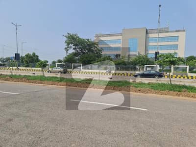 ڈی ایچ اے فیز 6 - بلاک این فیز 6,ڈیفنس (ڈی ایچ اے),لاہور میں 2 کنال رہائشی پلاٹ 7.9 کروڑ میں برائے فروخت۔ ڈی ایچ اے فیز 6 - بلاک این فیز 6,ڈیفنس (ڈی ایچ اے),لاہور میں 2 کنال رہائشی پلاٹ 7.9 کروڑ میں برائے فروخت۔