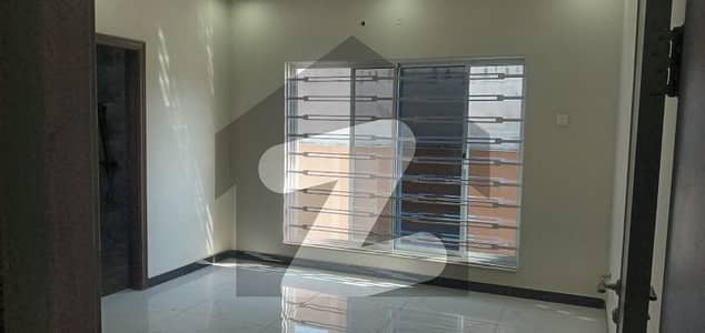 ڈی ایچ اے ڈیفینس فیز 1 ڈی ایچ اے ڈیفینس,اسلام آباد میں 3 کمروں کا 1 کنال بالائی پورشن 75.0 ہزار میں کرایہ پر دستیاب ہے۔ ڈی ایچ اے ڈیفینس فیز 1 ڈی ایچ اے ڈیفینس,اسلام آباد میں 3 کمروں کا 1 کنال بالائی پورشن 75.0 ہزار میں کرایہ پر دستیاب ہے۔