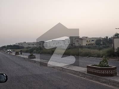 ڈی ایچ اے فیز 8 ڈی ایچ اے ڈیفینس,کراچی میں 1 کنال رہائشی پلاٹ 7.5 کروڑ میں برائے فروخت۔ ڈی ایچ اے فیز 8 ڈی ایچ اے ڈیفینس,کراچی میں 1 کنال رہائشی پلاٹ 7.5 کروڑ میں برائے فروخت۔