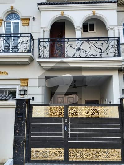 سٹی ہاؤسنگ سوسائٹی - بلاک بی سٹی ہاؤسنگ سوسائٹی,سیالکوٹ میں 4 کمروں کا 5 مرلہ مکان 50.0 ہزار میں کرایہ پر دستیاب ہے۔ سٹی ہاؤسنگ سوسائٹی - بلاک بی سٹی ہاؤسنگ سوسائٹی,سیالکوٹ میں 4 کمروں کا 5 مرلہ مکان 50.0 ہزار میں کرایہ پر دستیاب ہے۔