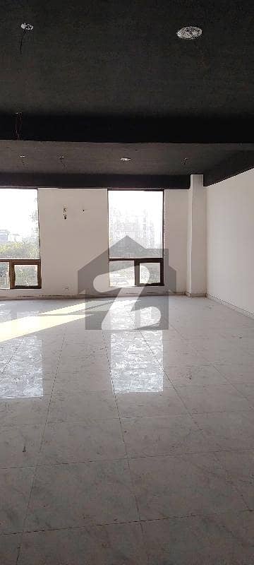 1000 Sqft Office Available 1000 Sqft Office Available