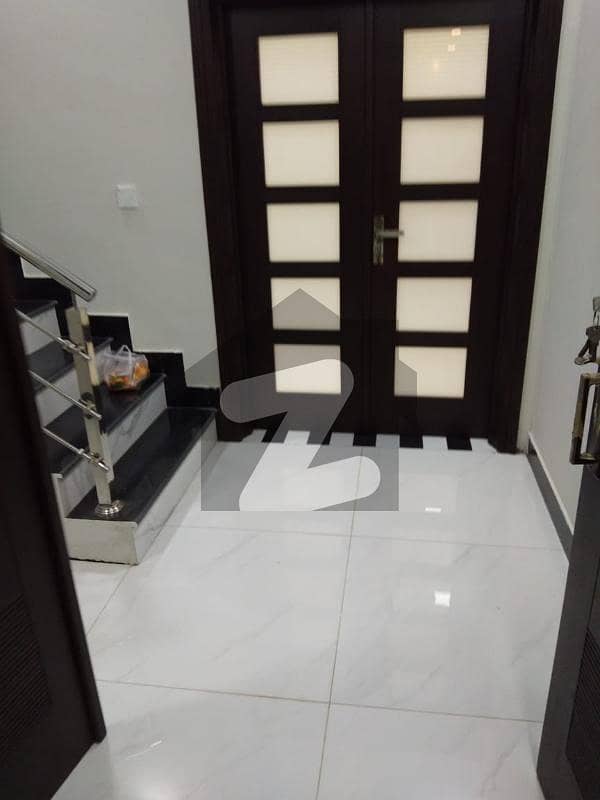 1 KANAL LOWER PORTION AVAILABLE FOR RENT