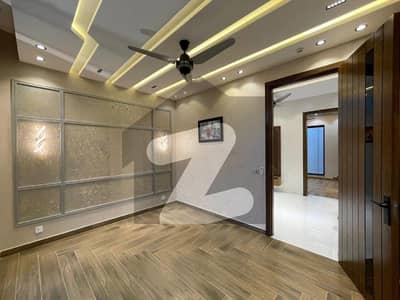 3 Years Installments Plan 5 Marla Brand New House For Sale In Park View City