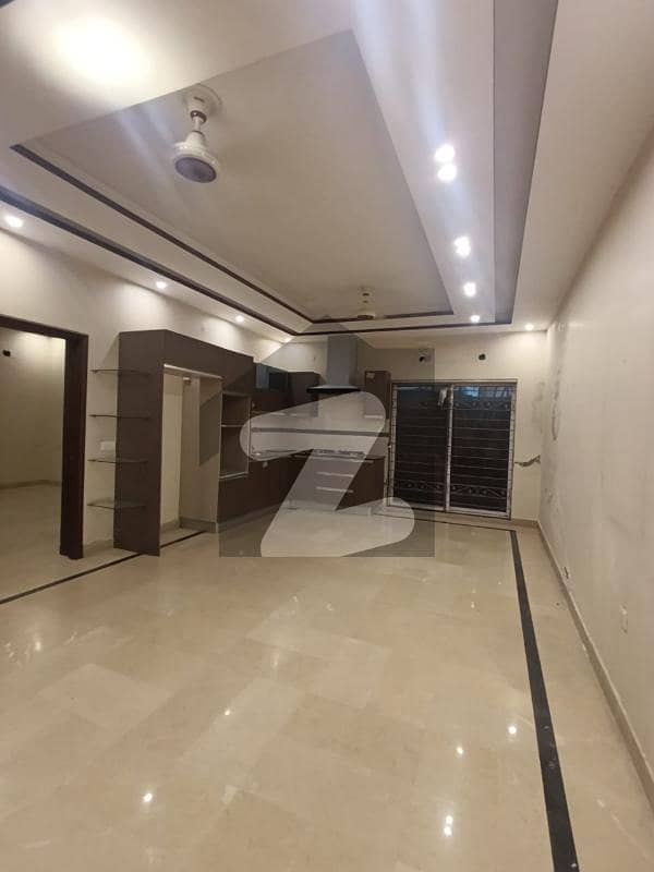 10 Marla House For Rent In Gulberg 10 Marla House For Rent In Gulberg