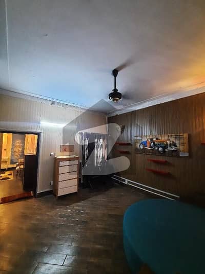 جی ۔ 6 اسلام آباد میں 7 کمروں کا 1 کنال مکان 5.8 لاکھ میں کرایہ پر دستیاب ہے۔