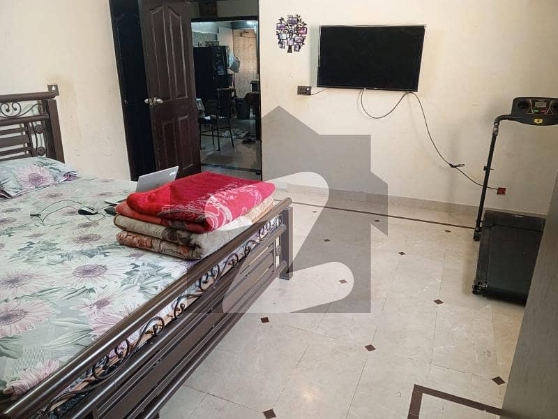 پی ای سی ایچ ایس جمشید ٹاؤن,کراچی میں 6 کمروں کا 12 مرلہ مکان 9.75 کروڑ میں برائے فروخت۔