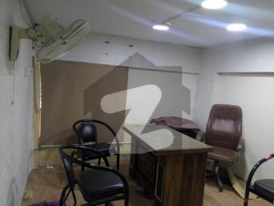 سحر کمرشل ایریا ڈی ایچ اے فیز 7,ڈی ایچ اے ڈیفینس,کراچی میں 2 کمروں کا 4 مرلہ دفتر 55.0 ہزار میں کرایہ پر دستیاب ہے۔ سحر کمرشل ایریا ڈی ایچ اے فیز 7,ڈی ایچ اے ڈیفینس,کراچی میں 2 کمروں کا 4 مرلہ دفتر 55.0 ہزار میں کرایہ پر دستیاب ہے۔