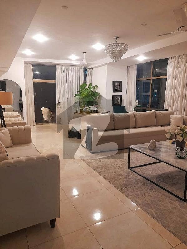 FLAT FOR RENT IN EMAAR PEARL TOWER FLAT FOR RENT IN EMAAR PEARL TOWER
