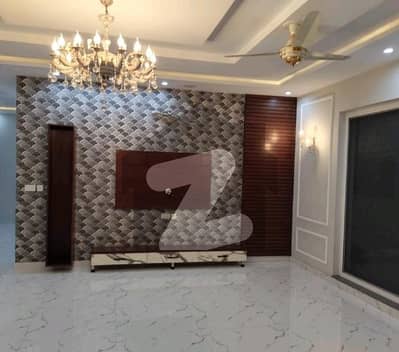 Ideal 5 Marla House Available In Bahria Town - Sector E, Lahore