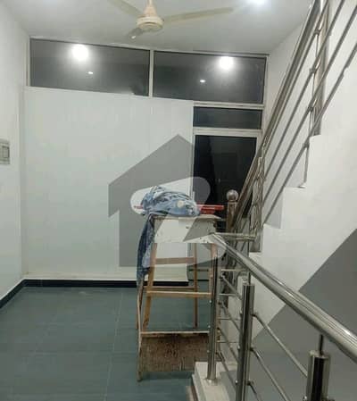 House In I-11/2 For rent