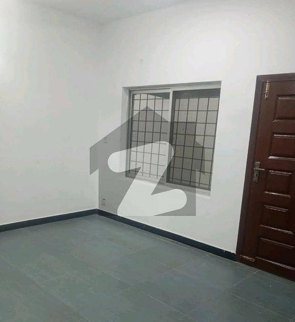 House In I-11/2 For rent House In I-11/2 For rent