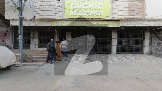 Prime Location 900 Square Feet Flat In Stunning Gulshan-E-Iqbal Is Available For Sale