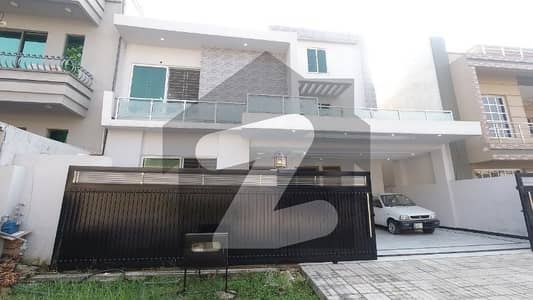 Double Storey 3200 Square Feet House Available In D-17 For sale