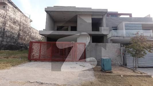 30x70 Grey Structure House For Sale