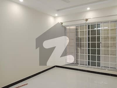 ایم پی سی ایچ ایس ۔ ملٹی گارڈنز بی ۔ 17,اسلام آباد میں 3 کمروں کا 6 مرلہ فلیٹ 48.0 ہزار میں کرایہ پر دستیاب ہے۔ ایم پی سی ایچ ایس ۔ ملٹی گارڈنز بی ۔ 17,اسلام آباد میں 3 کمروں کا 6 مرلہ فلیٹ 48.0 ہزار میں کرایہ پر دستیاب ہے۔