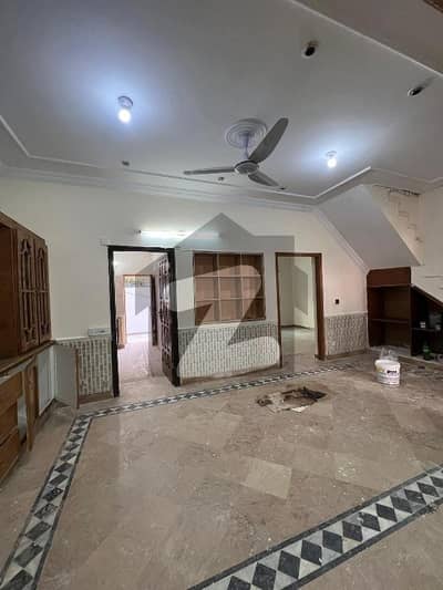 جی ۔ 11 اسلام آباد میں 1 کمرے کا 5 مرلہ زیریں پورشن 60.0 ہزار میں کرایہ پر دستیاب ہے۔ جی ۔ 11 اسلام آباد میں 1 کمرے کا 5 مرلہ زیریں پورشن 60.0 ہزار میں کرایہ پر دستیاب ہے۔