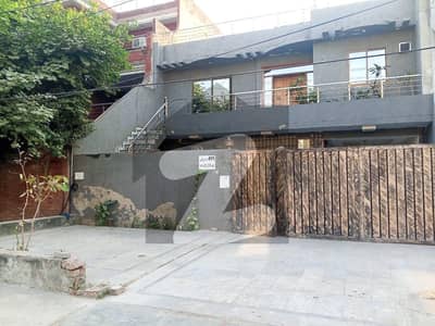 علامہ اقبال ٹاؤن ۔ راوی بلاک علامہ اقبال ٹاؤن,لاہور میں 4 کمروں کا 10 مرلہ مکان 6.25 کروڑ میں برائے فروخت۔