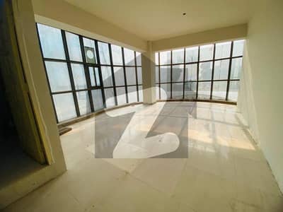 Large Size First Floor Corner Office Above Gloria Jeans Cafe in F-11 Markaz For Rent