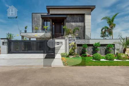 ڈی ایچ اے فیز 5 ڈیفنس (ڈی ایچ اے),لاہور میں 5 کمروں کا 1 کنال مکان 9.05 کروڑ میں برائے فروخت۔