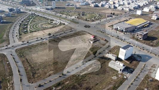 Prime Location Residential Plot Of 5 Marla Is Available For sale