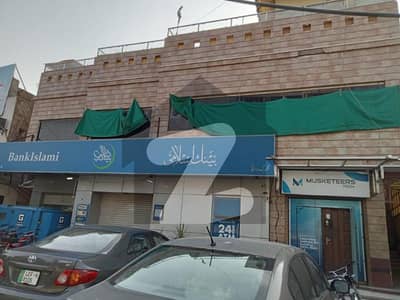 حالی روڈ گلبرگ,لاہور میں 5 کمروں کا 1 کنال عمارت 35.0 کروڑ میں برائے فروخت۔