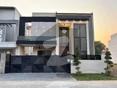 Prime Location 10 Marla House In Citi Housing Society For sale At Good Location