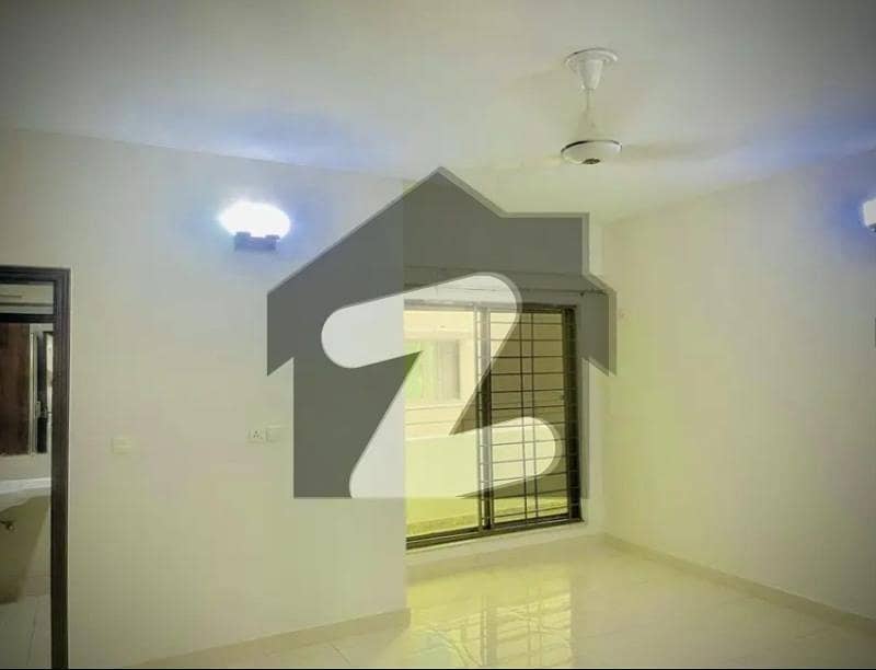 عسکری 10 عسکری,لاہور میں 4 کمروں کا 12 مرلہ فلیٹ 2.6 کروڑ میں برائے فروخت۔ عسکری 10 عسکری,لاہور میں 4 کمروں کا 12 مرلہ فلیٹ 2.6 کروڑ میں برائے فروخت۔