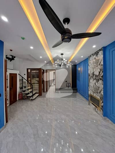 5 Marla Modern House for Sale in DHA 9 Town Lahore