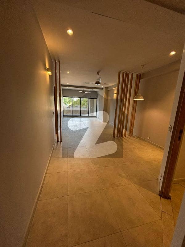 ای ۔ 11 اسلام آباد میں 2 کمروں کا 8 مرلہ فلیٹ 2.8 کروڑ میں برائے فروخت۔ ای ۔ 11 اسلام آباد میں 2 کمروں کا 8 مرلہ فلیٹ 2.8 کروڑ میں برائے فروخت۔